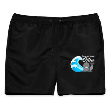 Ich bin reif für die Ostsee - Männer Badeshorts - Schwarz - Vorne - AI Model Male 178 light (178cm)