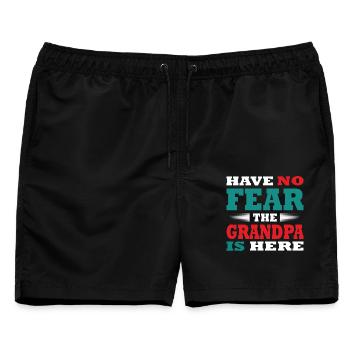 Have no Fear the Großvater is here Outfit - Männer Badeshorts - Schwarz - Vorne - AI Model Male 178 light (178cm)