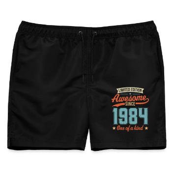 Genial seit 1984 - Männer Badeshorts - Schwarz - Vorne - AI Model Male 178 light (178cm)