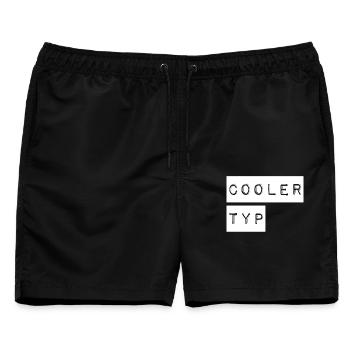 So sieht ein cooler Typ aus - Männer Badeshorts - Schwarz - Vorne - AI Model Male 178 light (178cm)