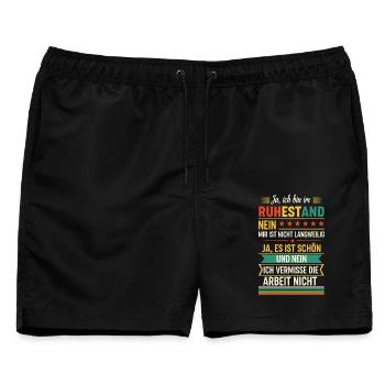 Ja ich bin im Ruhestand mir ist nicht langweilig - Männer Badeshorts - Schwarz - Vorne - AI Model Male 178 light (178cm)