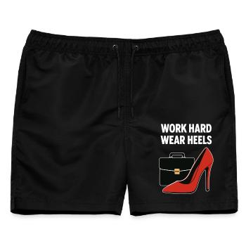 Business Babe: Work Hard Wear Heels - Männer Badeshorts - Schwarz - Vorne - AI Model Male 178 light (178cm)