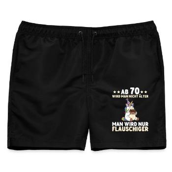 70. Geburtstag Einhorn – Man wird nur flauschiger - Männer Badeshorts - Schwarz - Vorne - AI Model Male 178 light (178cm)
