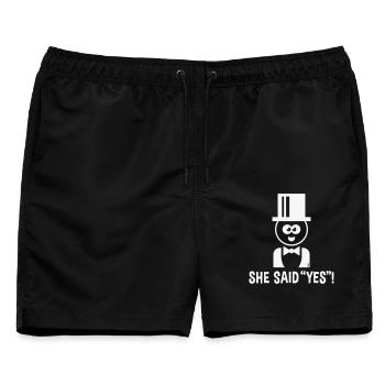 Bräutigam – She Said “Yes”! (JGA / Jawort / White) - Männer Badeshorts - Schwarz - Vorne - AI Model Male 178 light (178cm)