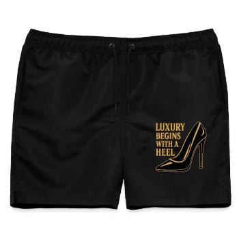 Luxury High Heel – Edles Gold Design Spruch - Männer Badeshorts - Schwarz - Vorne - AI Model Male 178 light (178cm)