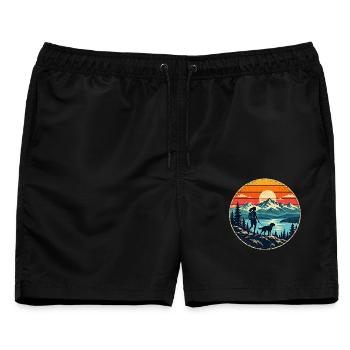 Wandern mit Hund – Wanderin Berge Retro - Männer Badeshorts - Schwarz - Vorne - AI Model Male 178 light (178cm)