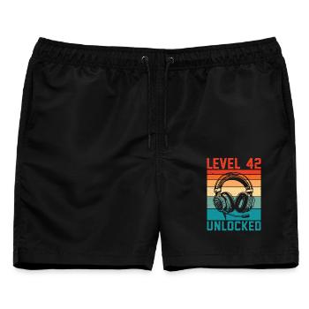 42. Geburtstag Level 42 unlocked - Männer Badeshorts - Schwarz - Vorne - AI Model Male 178 light (178cm)