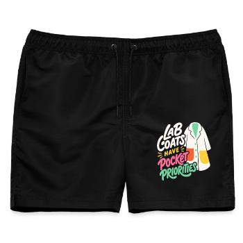 Laborkittel – Lab Coats Have Pocket Priorities - Männer Badeshorts - Schwarz - Vorne - AI Model Male 178 light (178cm)