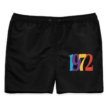 Geboren 1972 Geburtstagsgeschenk Geburtstag 72 - Männer Badeshorts - Schwarz - Vorne - AI Model Male 178 light (178cm)