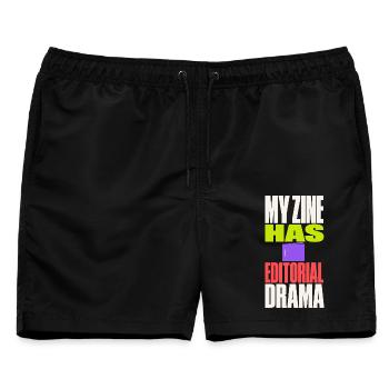 Zine – My Zine Has Editorial Drama - Männer Badeshorts - Schwarz - Vorne - AI Model Male 178 light (178cm)