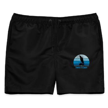 Darss Coast mit Zeesboot - Männer Badeshorts - Schwarz - Vorne - AI Model Male 178 light (178cm)