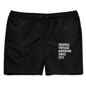 Originaler Jahrgang 1972 - Männer Badeshorts - Schwarz - Vorne - AI Model Male 178 light (178cm)