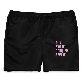 Laufen. Schwitzen. Erobern. Wiederholen. - Männer Badeshorts - Schwarz - Vorne - AI Model Male 178 light (178cm)