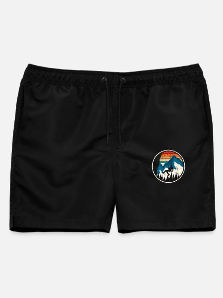 Alpiner Aufstieg in Sunset Stripes - Männer Badeshorts - Schwarz