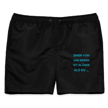 Einer Von Uns Beiden Ist Klüger - Männer Badeshorts - Schwarz - Vorne - AI Model Male 178 light (178cm)