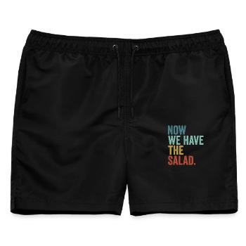 Denglisch Now We Have The Salad - Männer Badeshorts - Schwarz - Vorne - AI Model Male 178 light (178cm)