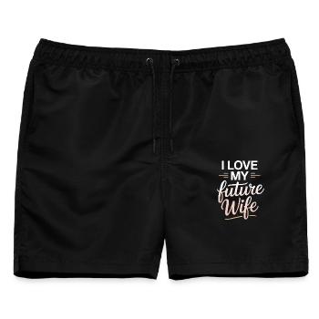 Ich liebe meine zukünftige Frau – romantisches Geschenk - Männer Badeshorts - Schwarz - Vorne - AI Model Male 178 light (178cm)