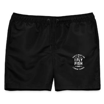 Ich Fliegenfischen und weiß Dinge – lustiges Anglergeschenk - Männer Badeshorts - Schwarz - Vorne - AI Model Male 178 light (178cm)