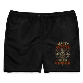 Selbst gefahren – Selbst geschraubt - Männer Badeshorts - Schwarz - Vorne - AI Model Male 178 light (178cm)