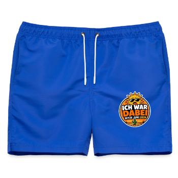 Hitzesommer 2026 | Ich war dabei - Männer Badeshorts - Royalblau - Vorne - AI Model Male 178 light (178cm)