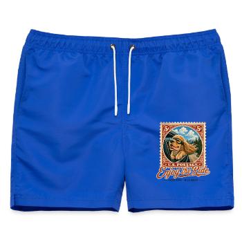 Enjoy the Ride – Vintage Hunde Roadtrip Design - Männer Badeshorts - Royalblau - Vorne - AI Model Male 178 light (178cm)