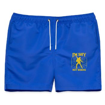 Ich bin schüchtern, nicht langweilig gelb - Männer Badeshorts - Royalblau - Vorne - AI Model Male 178 light (178cm)