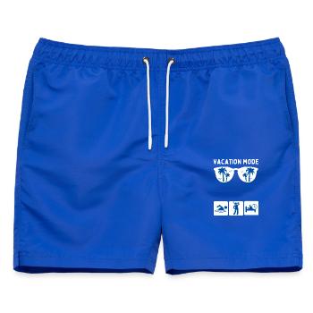 Urlaubsmodus - Männer Badeshorts - Royalblau - Vorne - AI Model Male 178 light (178cm)