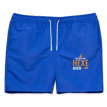 Bin mit der Hexe Hier Halloween Flair - Männer Badeshorts - Royalblau - Vorne - AI Model Male 178 light (178cm)
