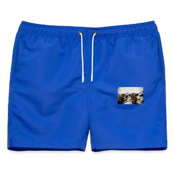 Schottisches Hochlandrind - Männer Badeshorts - Royalblau - Vorne - AI Model Male 178 light (178cm)