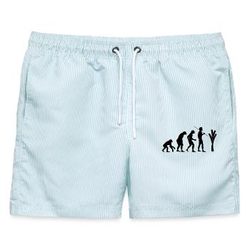 Evolution des Lauchs - Männer Badeshorts - hellblau gestreift - Vorne - AI Model Male 178 light (178cm)