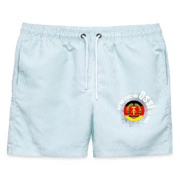 Ostalgie ossi stolz sachsen humo seid bereit ddr o - Männer Badeshorts - hellblau gestreift - Vorne - AI Model Male 178 light (178cm)