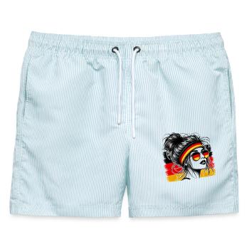 Stilvolles Deutsches Mädchen - Männer Badeshorts - hellblau gestreift - Vorne - AI Model Male 178 light (178cm)