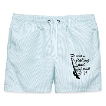 Der Wind ruft und ich muss gehen - Männer Badeshorts - hellblau gestreift - Vorne - AI Model Male 178 light (178cm)