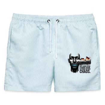Wir sehen nur noch Chaos. - Männer Badeshorts - hellblau gestreift - Vorne - AI Model Male 178 light (178cm)