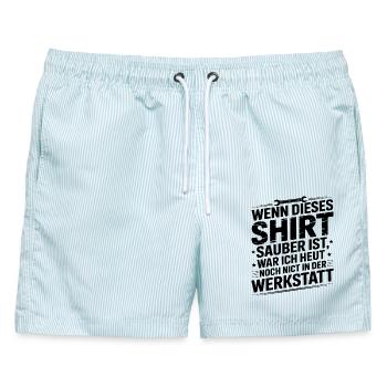 Shirt sauber war ich noch nicht in der werkstatt - Männer Badeshorts - hellblau gestreift - Vorne - AI Model Male 178 light (178cm)