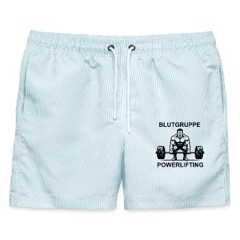 Powerlifting Motivation - Männer Badeshorts - hellblau gestreift - Vorne - AI Model Male 178 light (178cm)