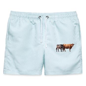 zwei Kühe - Männer Badeshorts - hellblau gestreift - Vorne - AI Model Male 178 light (178cm)