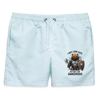 Krieger Bär mit Axt & Schild – Gefährlicher Bear - Männer Badeshorts - hellblau gestreift - Vorne - AI Model Male 178 light (178cm)
