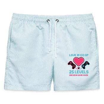Love in Coop Gamerpaar, 25 Levels keine Pause Herz - Männer Badeshorts - hellblau gestreift - Vorne - AI Model Male 178 light (178cm)