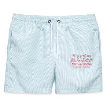 Es ist ein guter Tag, um Garn und Häkeln handgemacht zu häkeln - Männer Badeshorts - hellblau gestreift - Vorne - AI Model Male 178 light (178cm)
