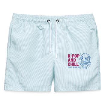 K-Pop und Chill In meiner K-Pop-Ära K-Pop Koreanische Musik - Männer Badeshorts - hellblau gestreift - Vorne - AI Model Male 178 light (178cm)