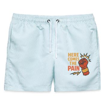 Faust mit Here Comes The Pain Schriftzug - Männer Badeshorts - hellblau gestreift - Vorne - AI Model Male 178 light (178cm)