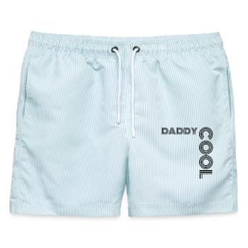 Daddy Cool Vater Geschenk - Männer Badeshorts - hellblau gestreift - Vorne - AI Model Male 178 light (178cm)