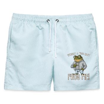 Besserwisser Klugscheißer Frosch Frog me - Männer Badeshorts - hellblau gestreift - Vorne - AI Model Male 178 light (178cm)