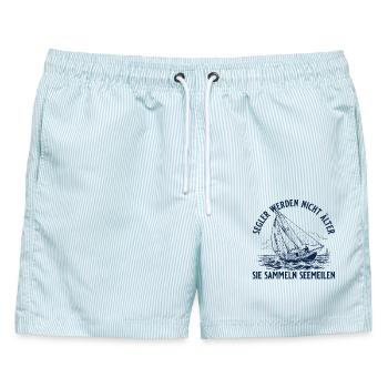 Segler werden nicht älter Sie sammeln Seemeilen - Männer Badeshorts - hellblau gestreift - Vorne - AI Model Male 178 light (178cm)