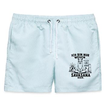 Lustiges Yoga Lama Desig – Ich bin nur wegen... - Männer Badeshorts - hellblau gestreift - Vorne - AI Model Male 178 light (178cm)