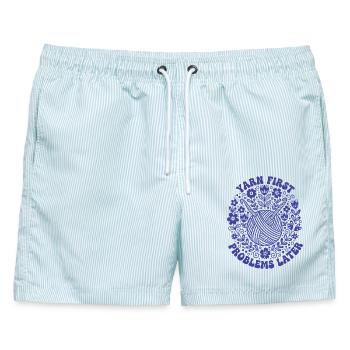 Garn zuerst Probleme später Lustiger Häkelliebhaber - Männer Badeshorts - hellblau gestreift - Vorne - AI Model Male 178 light (178cm)