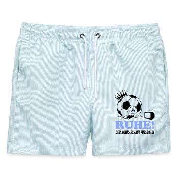 Ruhe Der König schaut guckt Fußball Fußballfan - Männer Badeshorts - hellblau gestreift - Vorne - AI Model Male 178 light (178cm)