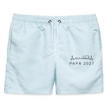 Papá 2027 Ritmo Cardiaco Anuncio Embarazo - Männer Badeshorts - hellblau gestreift - Vorne - AI Model Male 178 light (178cm)
