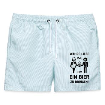 Wahre Liebe Ist, Ihm Ein Bier Zu Bringen! (1C) - Männer Badeshorts - hellblau gestreift - Vorne - AI Model Male 178 light (178cm)